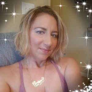 Meet your Posher, Corinne